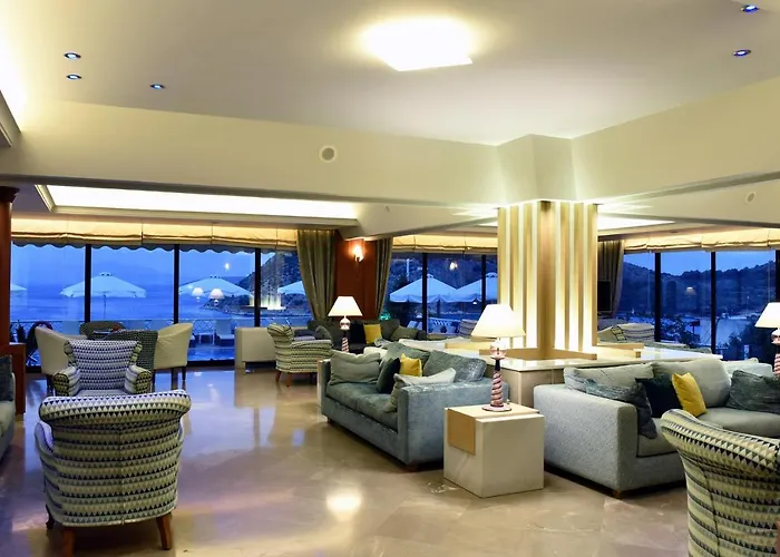 King Minos Hotell 4*