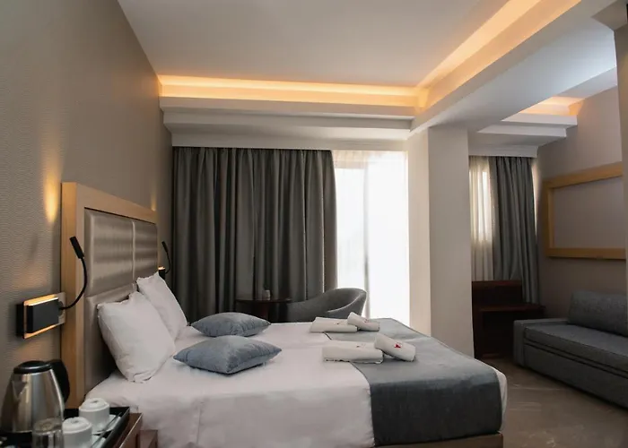 King Minos 4* Tolón